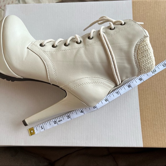 Women’s Call It Spring Glelawen Boot Size 6US - Picture 5 of 9